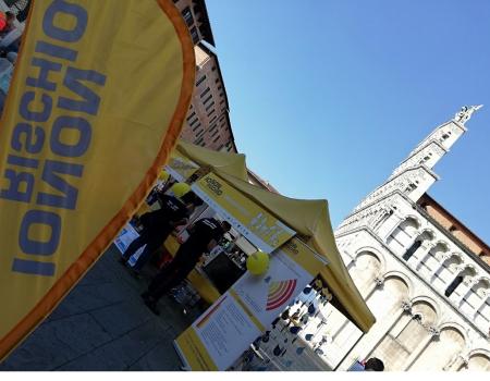 Foto della campagna Io Non Rischio in Piazza San Michela a Lucca